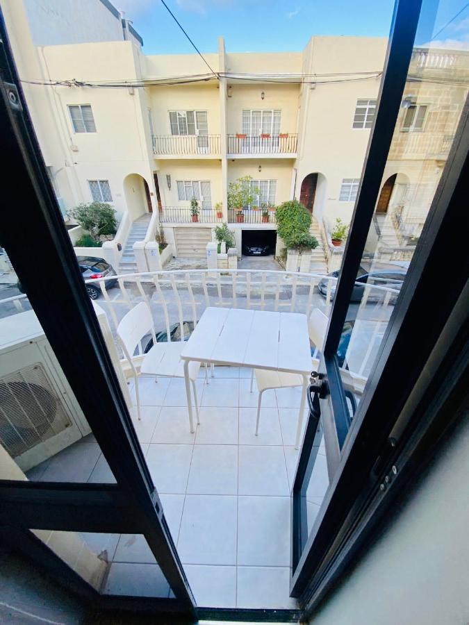Swieqi 2 Bedroom - First Floor Apartment Is-Swieqi Экстерьер фото
